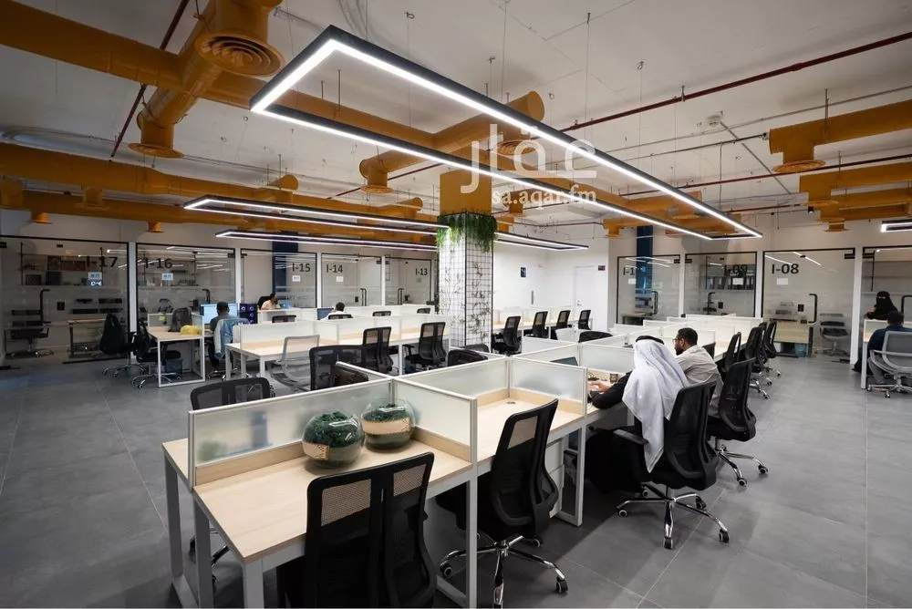 مكتب 9000 م² في السويدي 3