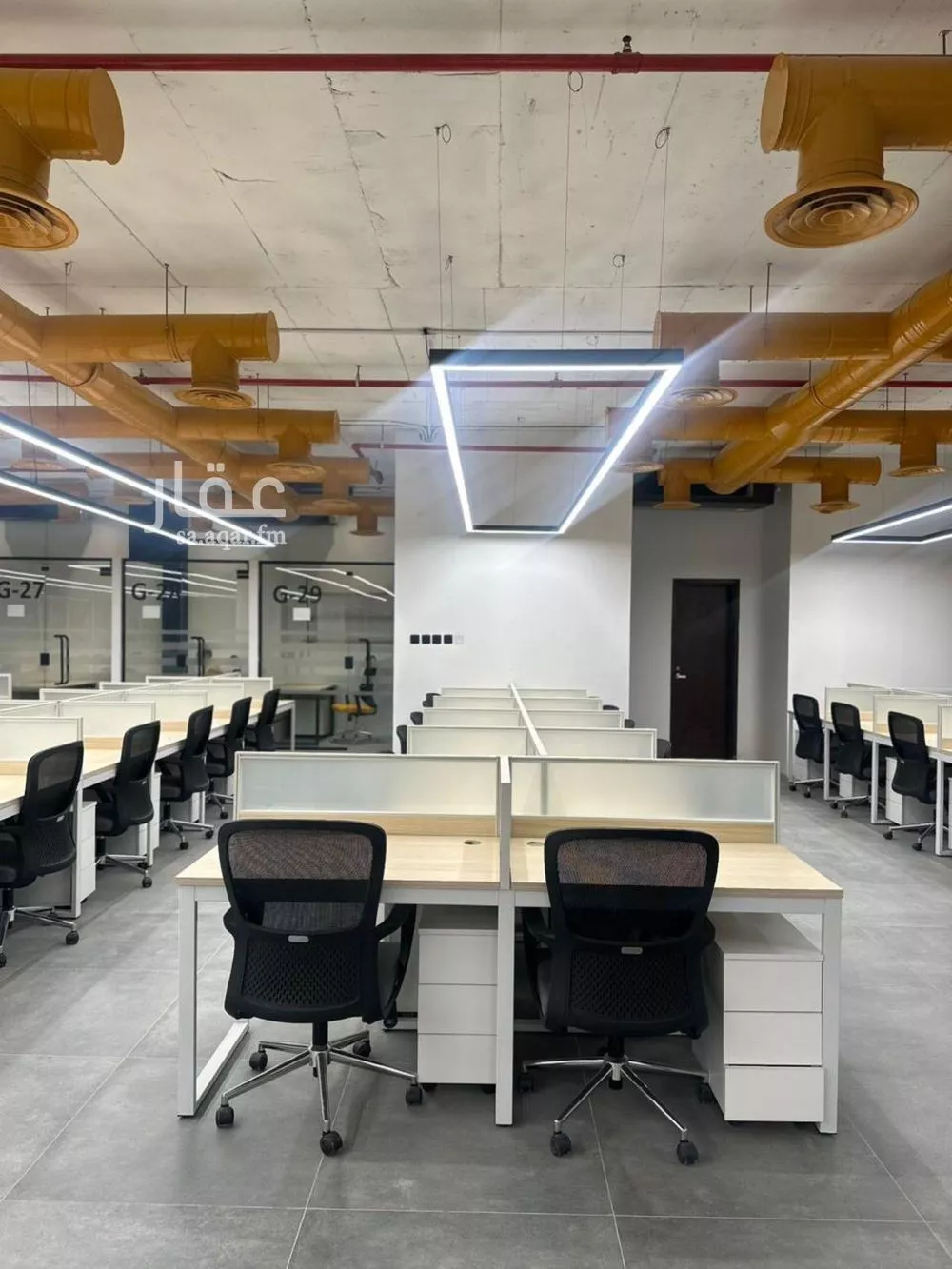 9000 sqm office in As Suwaidi 1