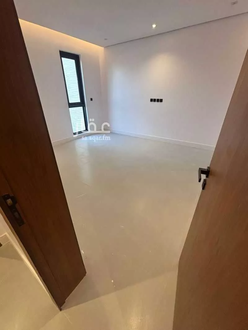 دور 4 غرف في الملك عبدالله 2