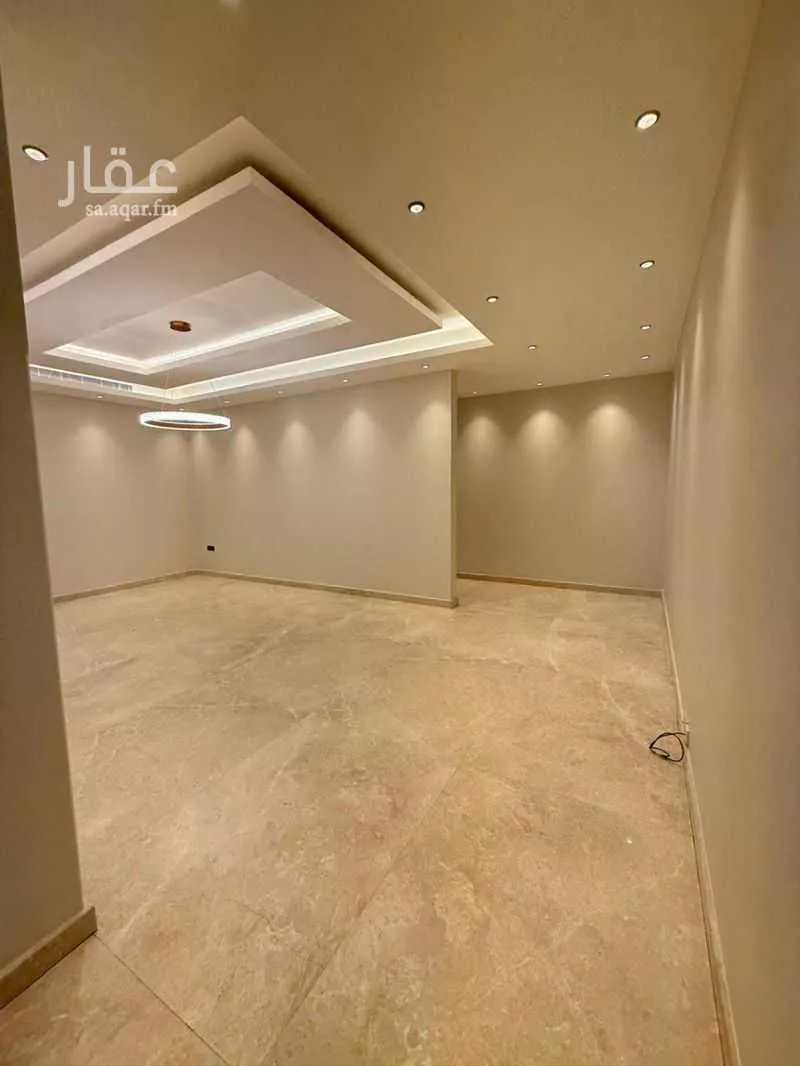 فيلا 5 غرف في الملقا 1