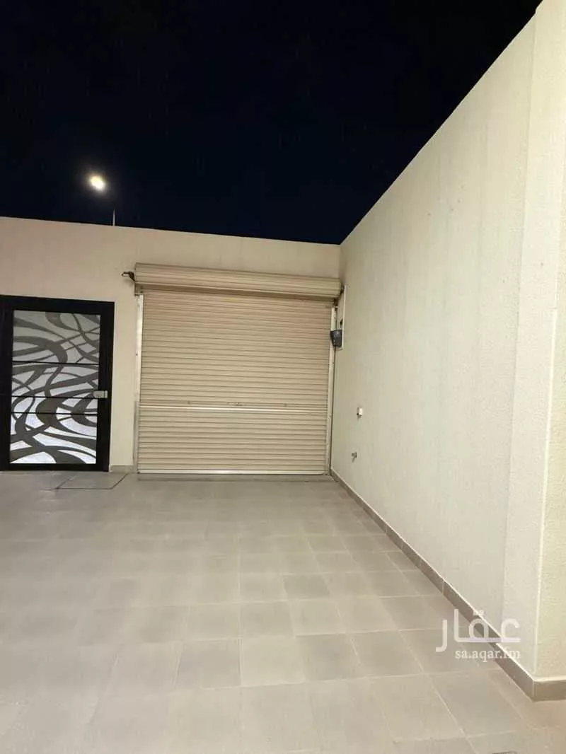 فيلا 5 غرف في الملقا 2