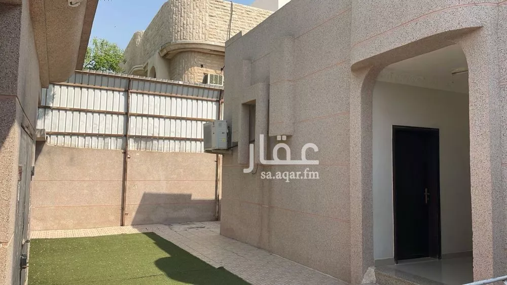 دور 9 غرف في الدانة الشمالية 3