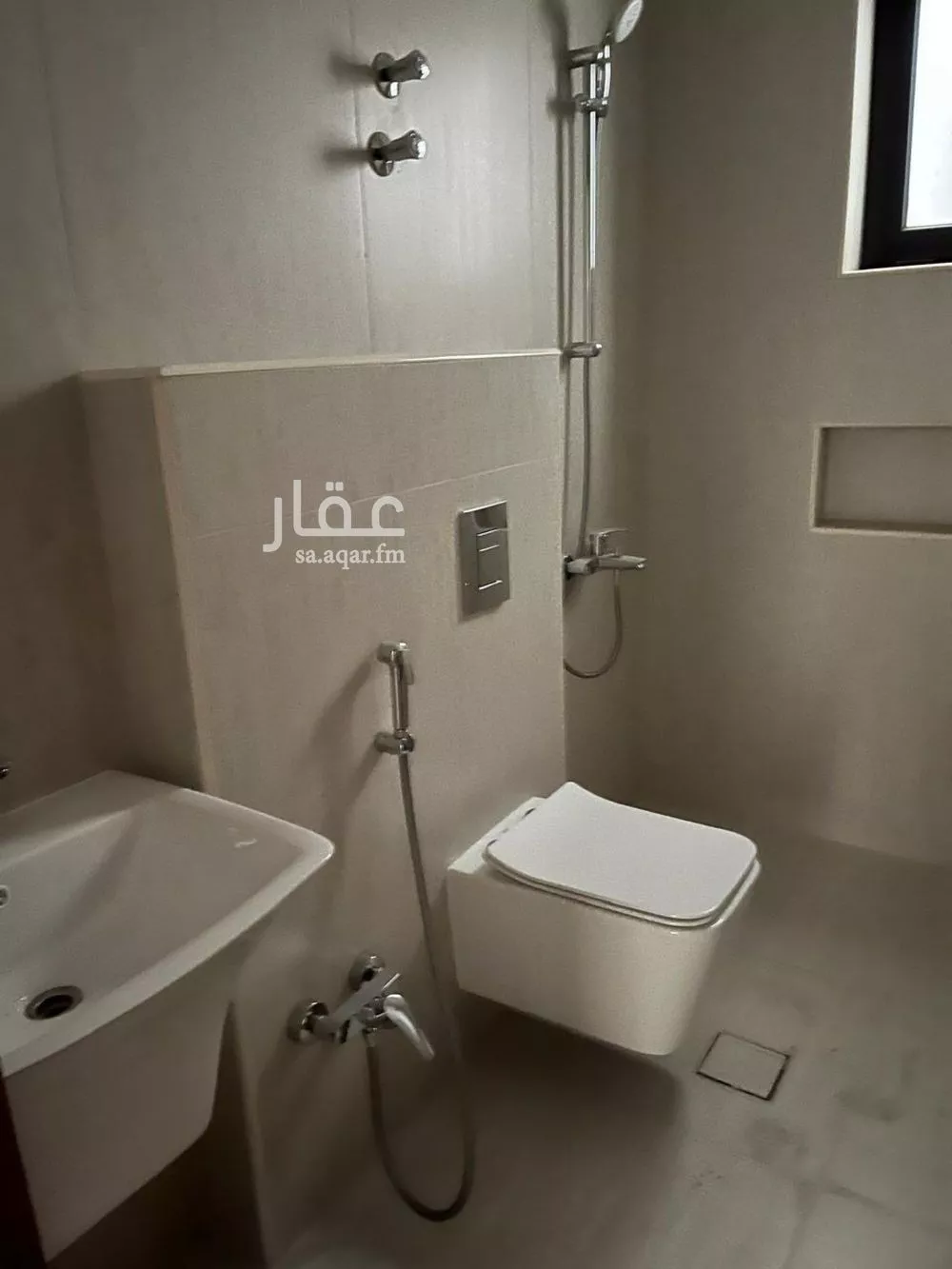 6 bedroom villa in Doha Al Janubiyah, Eastern Province 9