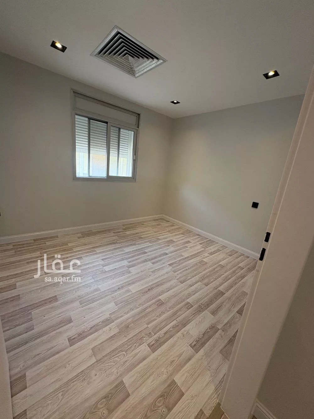 5 bedroom villa in Doha Al Janubiyah, Eastern Province 4
