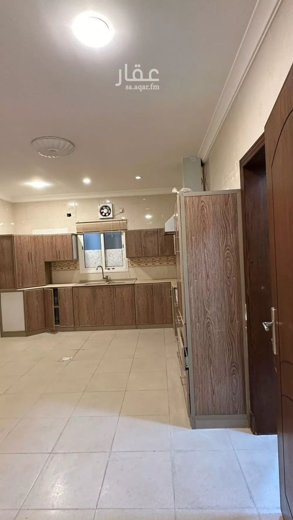 شقة 6 غرف في الشعلة 5