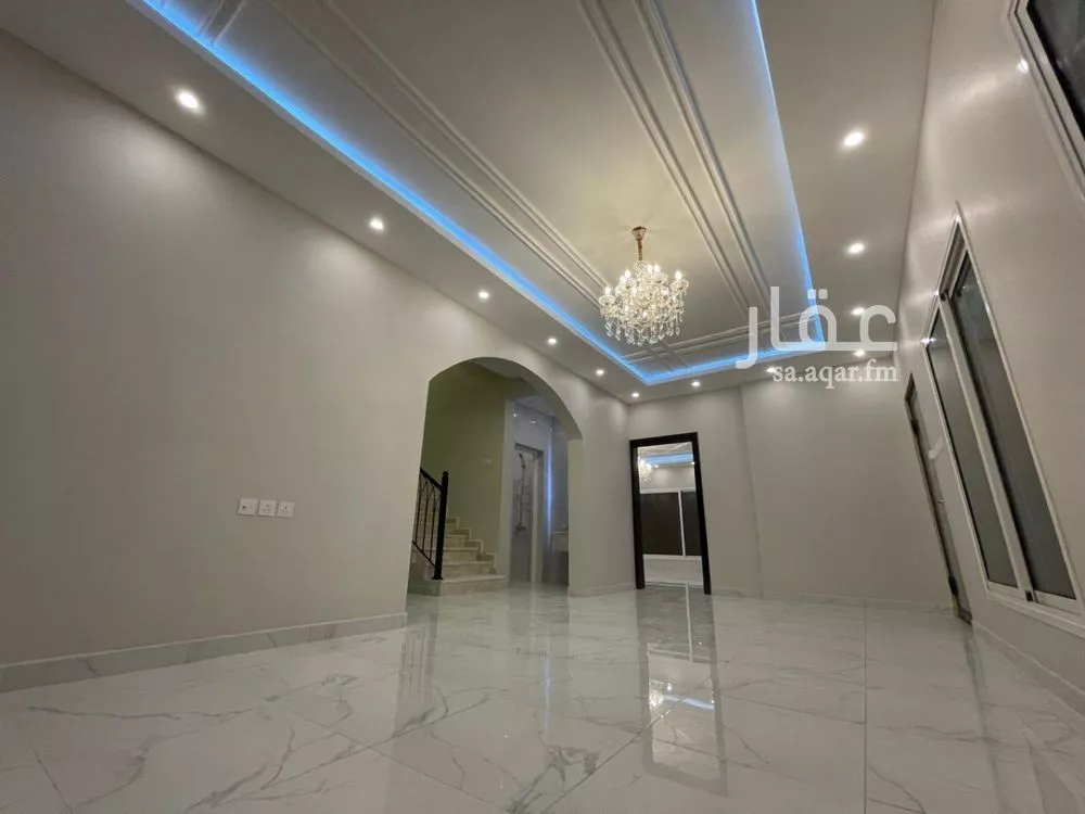 5 bedroom villa in Al Khalidiyah Ash Shamaliyah, Eastern Province 8