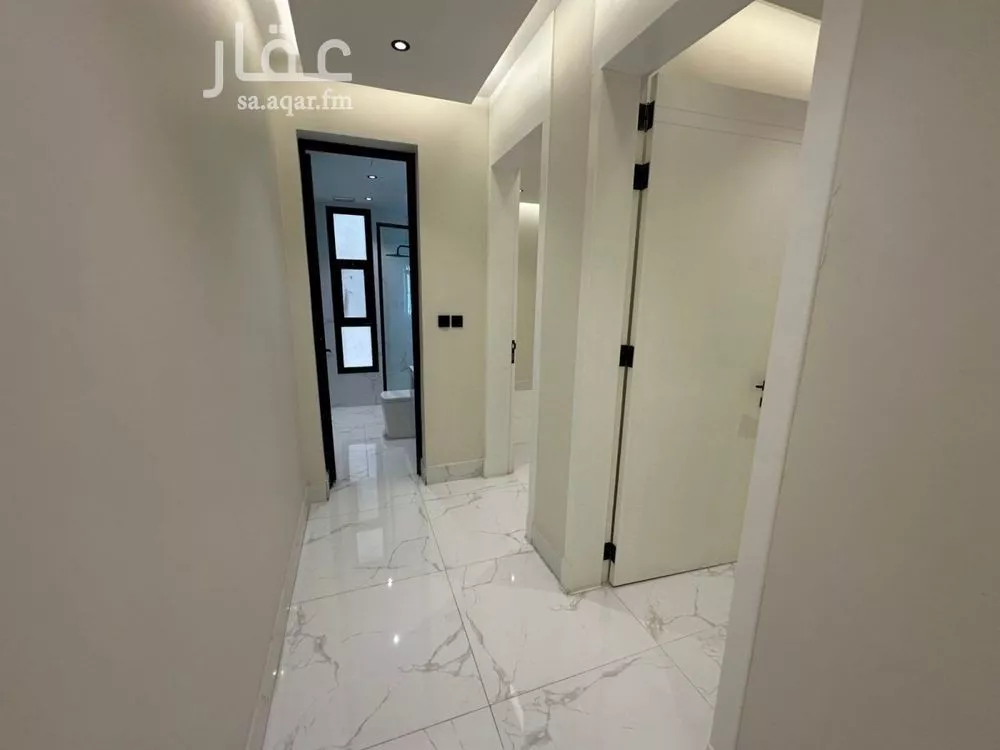 شقة 4 غرف في الحمرا 2