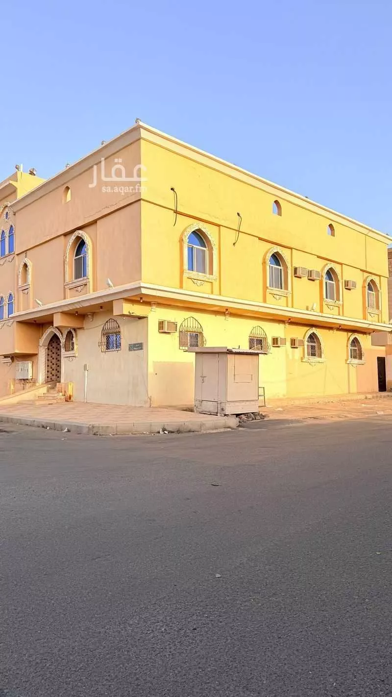 607 sqm building in Mahzur 2