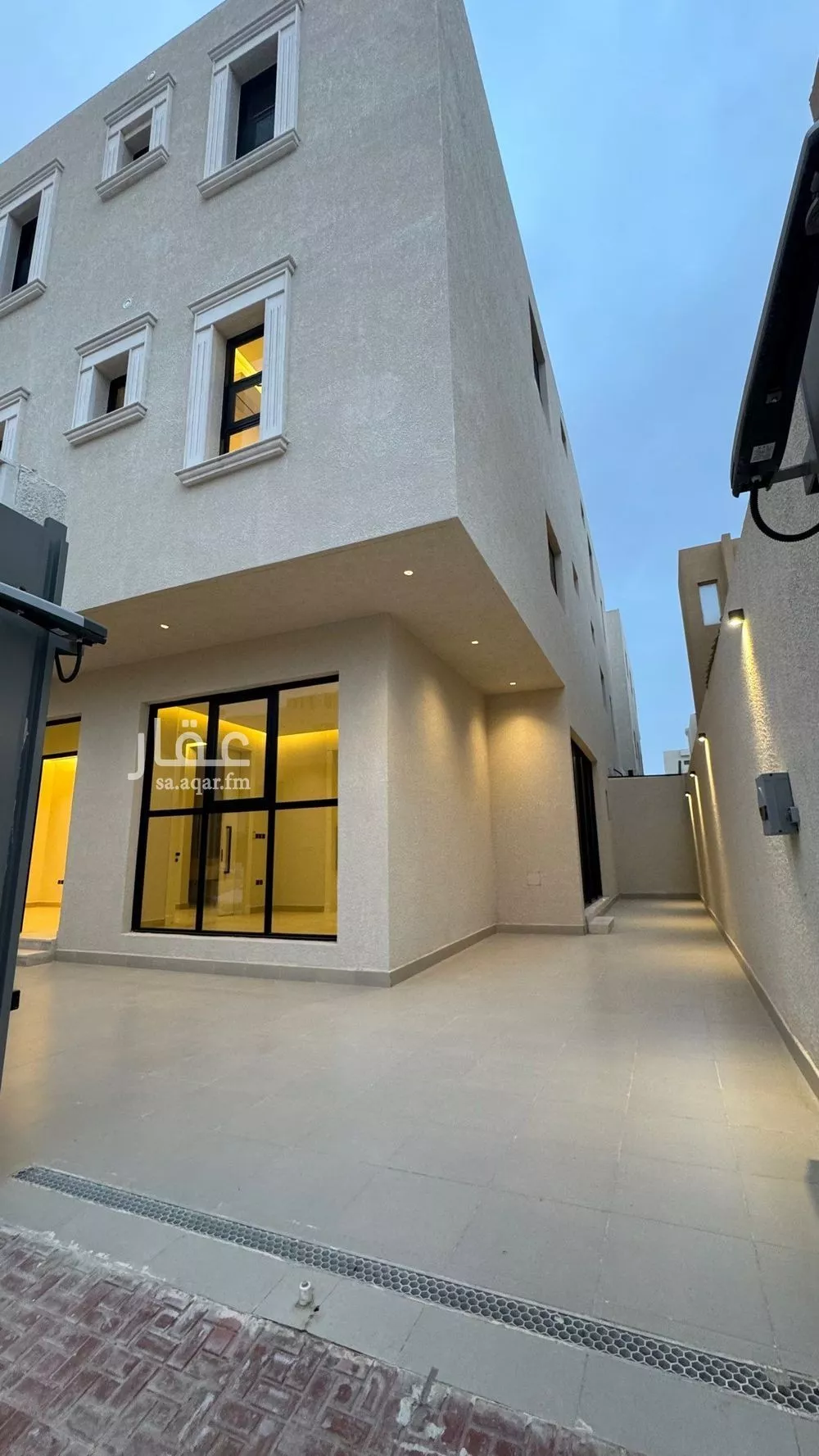 دور 5 غرف في العارض 2