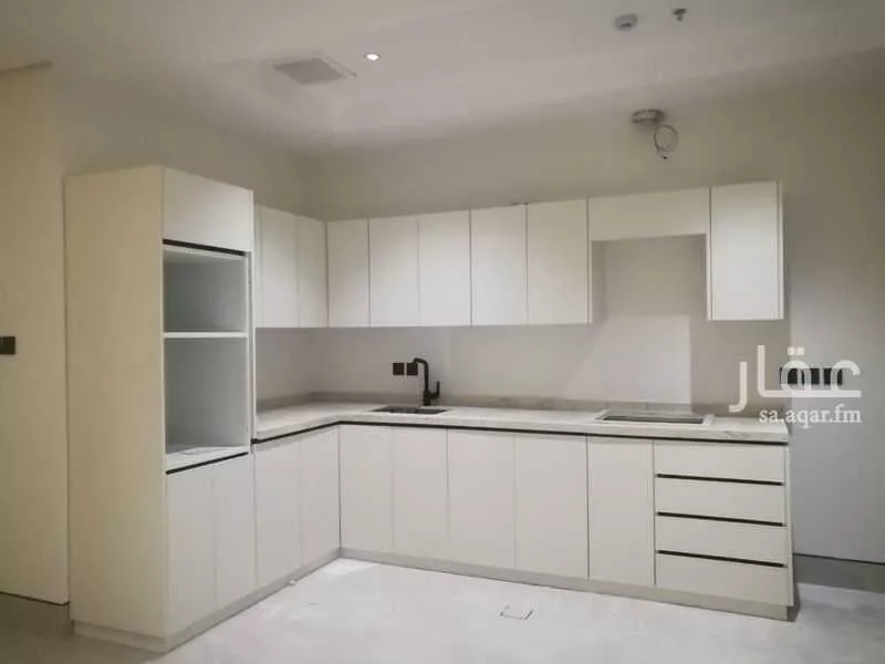 شقة 5 غرف في عرقة، الرياض 14