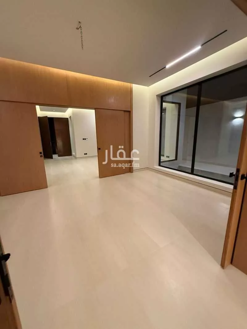 فيلا 5 غرف في الملقا 3