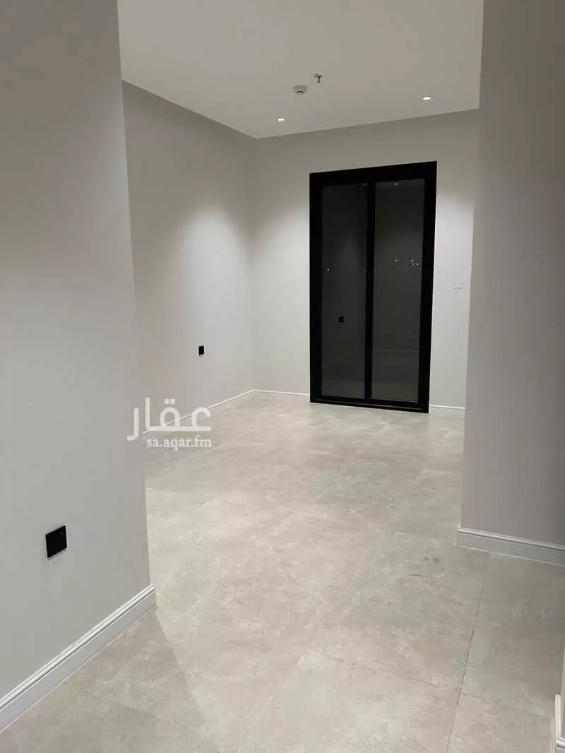 شقة 5 غرف في عرقة، الرياض 10