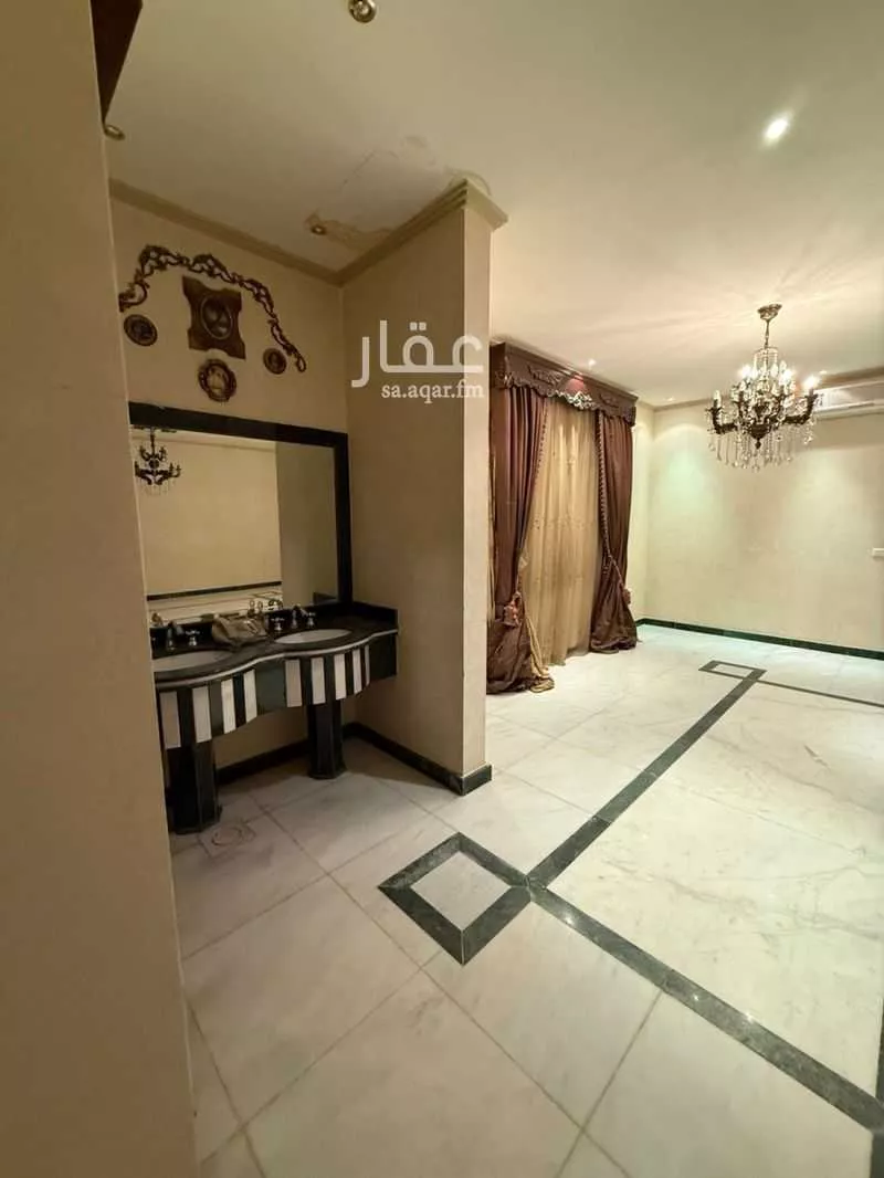 5 bedroom villa in Al Khuzama, Riyadh 11