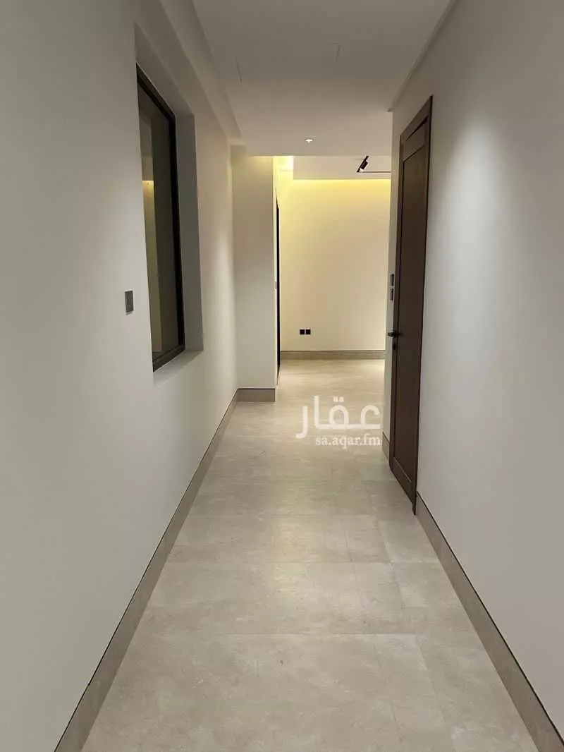 شقة 5 غرف في عرقة 5