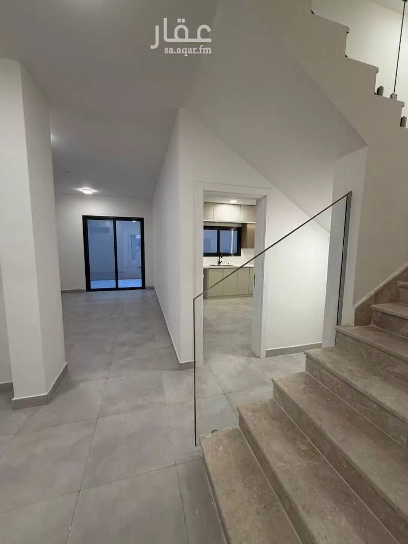 5 bedroom villa in Al Narjis 4