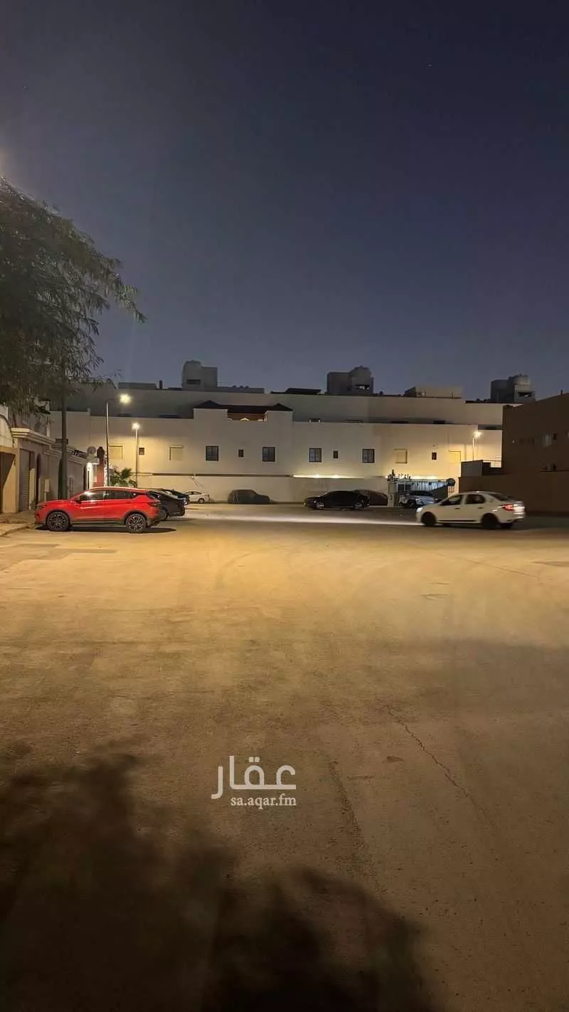 524 sqm land in Granada 2