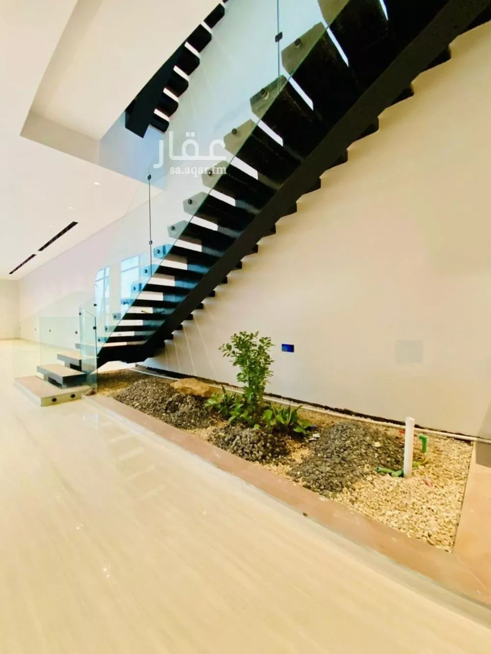 4 bedroom villa in Al Mahdiyyah 5