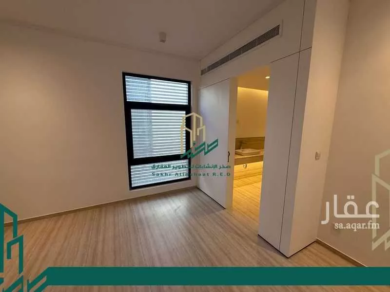 5 bedroom duplex in Al Aridh 3