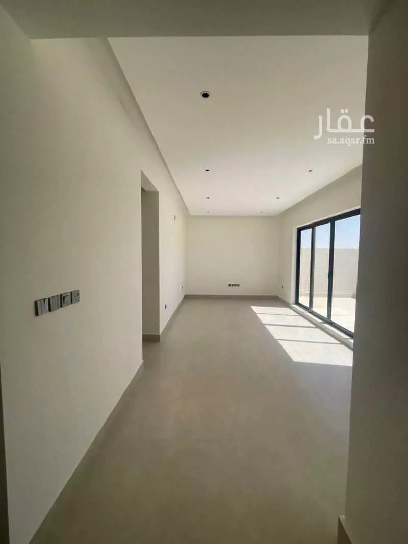 فيلا 9 غرف في النرجس 4