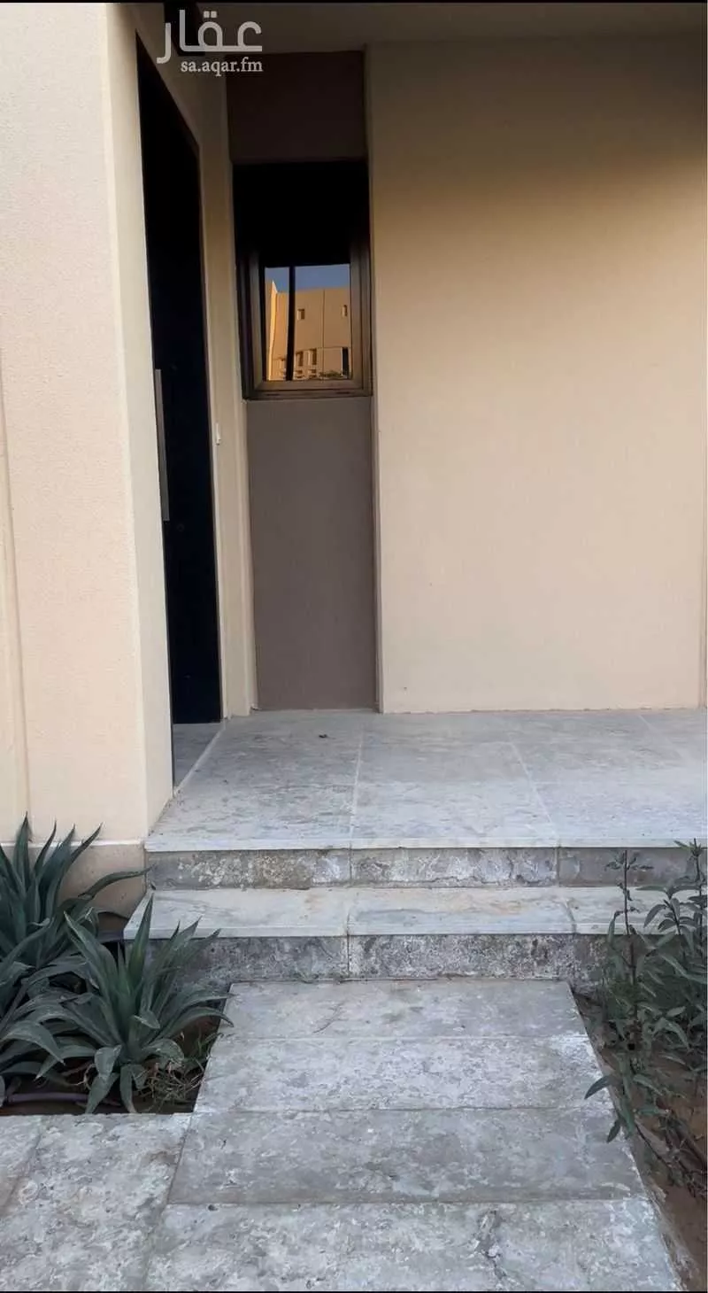 فيلا 7 غرف في الرياض 4