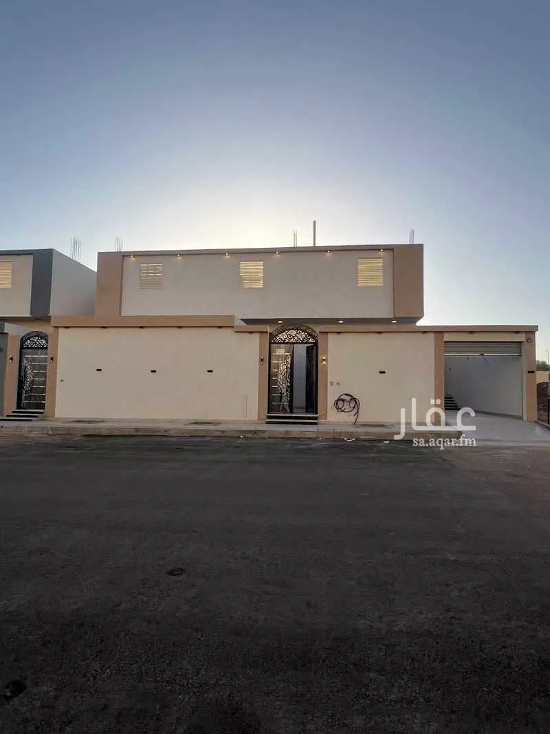 دور 7 غرف في العزيزية 1