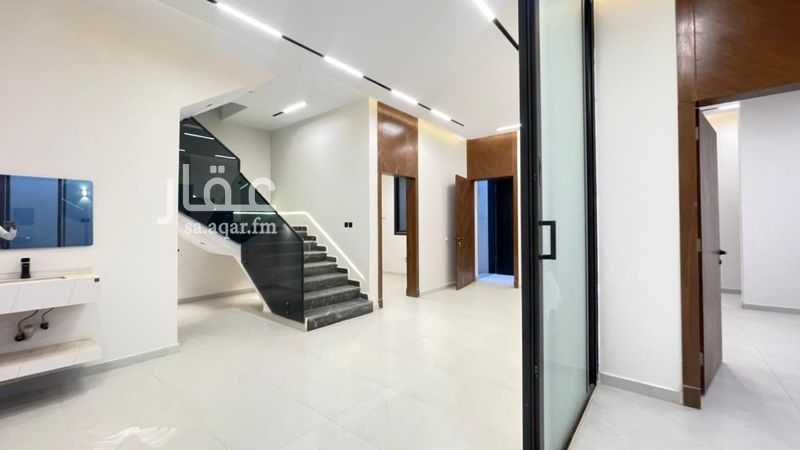 7 bedroom villa in Dhahrat Namar, Riyadh 11