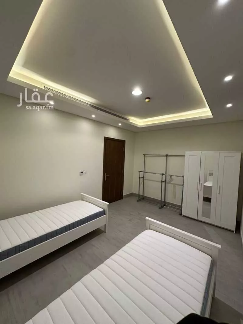 شقة 2 غرف في الملقا 4