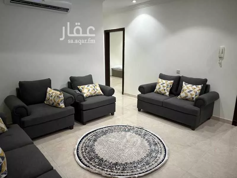 شقة 2 غرف في الملقا 4