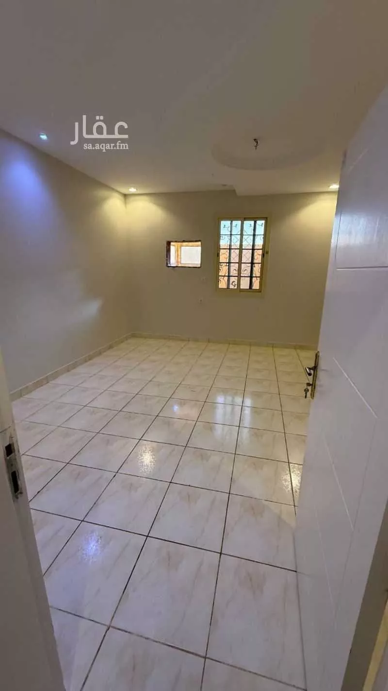 2 bedroom apartment in Az Zomorod 4