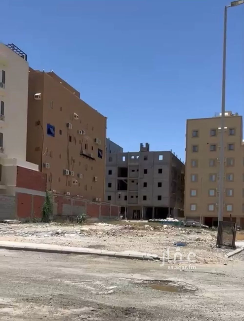 أرض 723 م² في ام حبلين 2