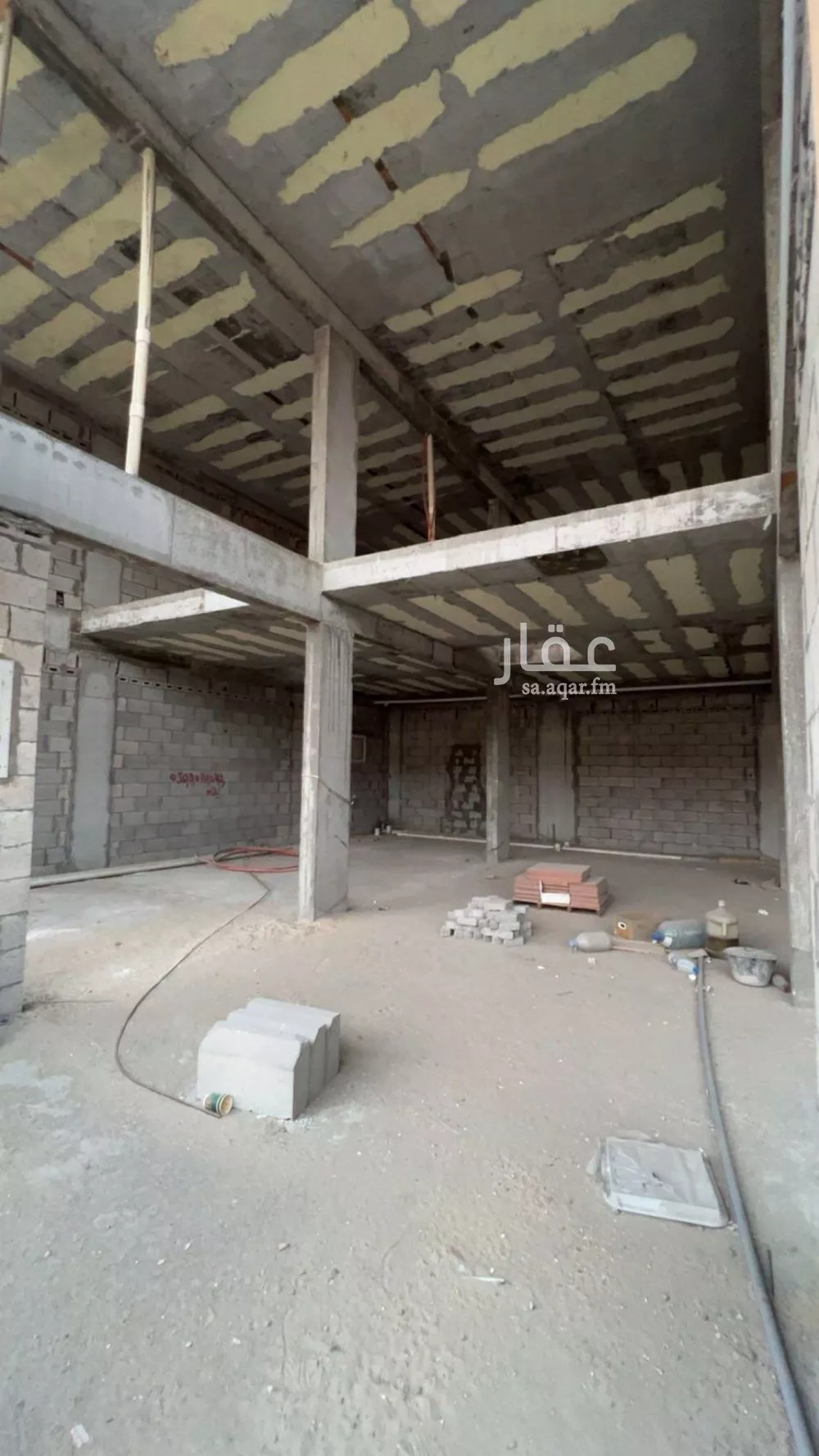 محل 990 م² في الصواري