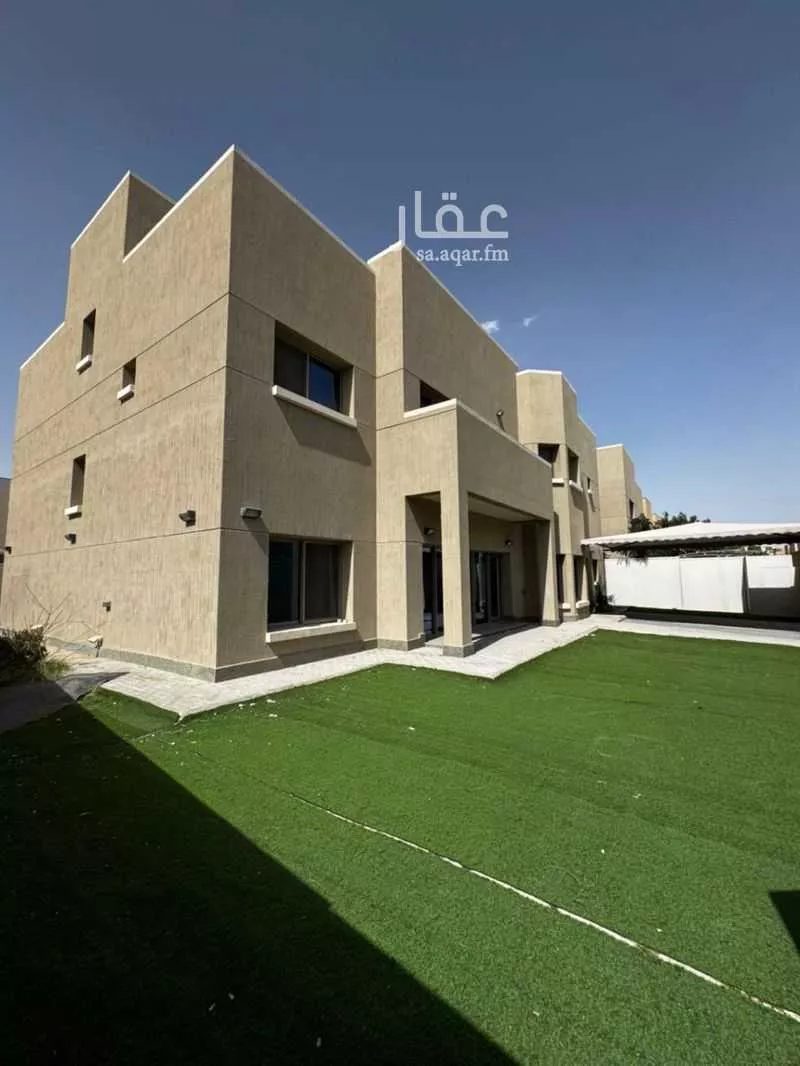 فيلا 11 غرف في ارامكو السعودية 1
