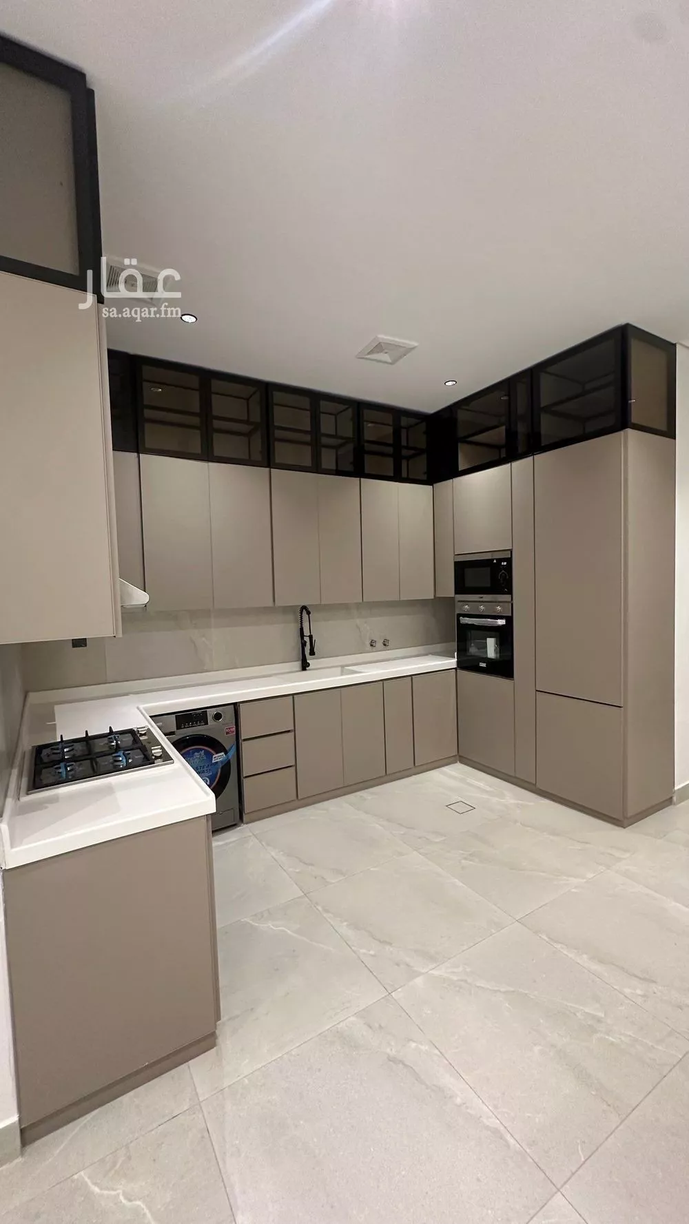 شقة 4 غرف في الزهراء 5