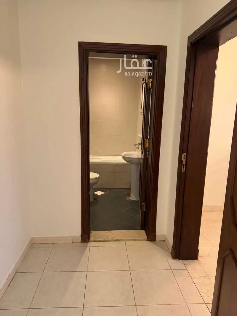 فيلا 6 غرف في البساتين، جدة 4