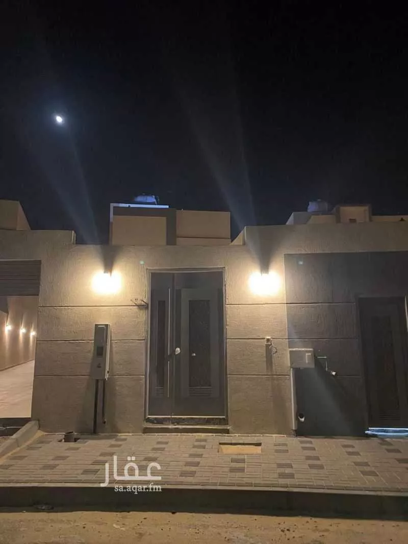 فيلا 5 غرف في البحيرة 2