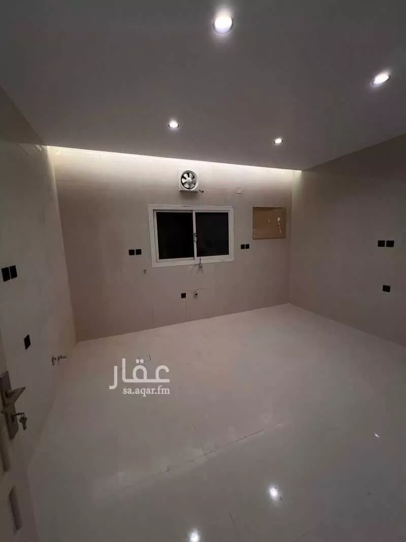 شقة 4 غرف في النزهة 3