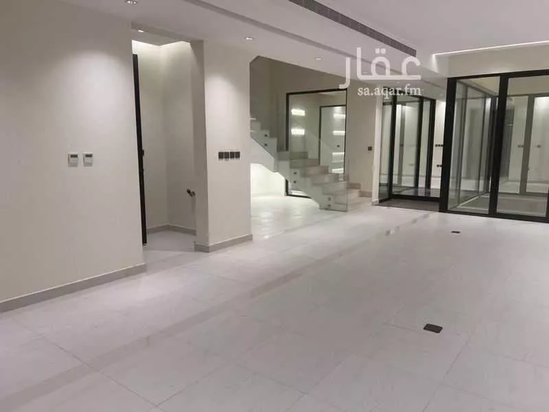 فيلا 4 غرف في النرجس 4