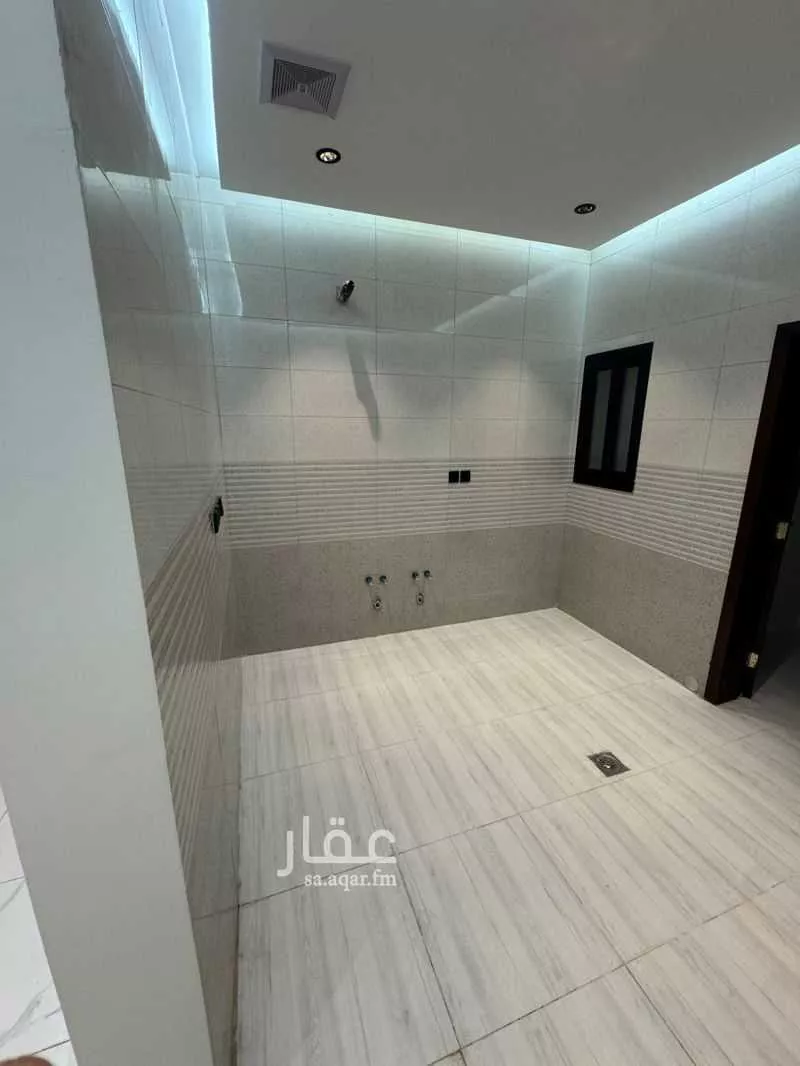 شقة 5 غرف في النزهة 3