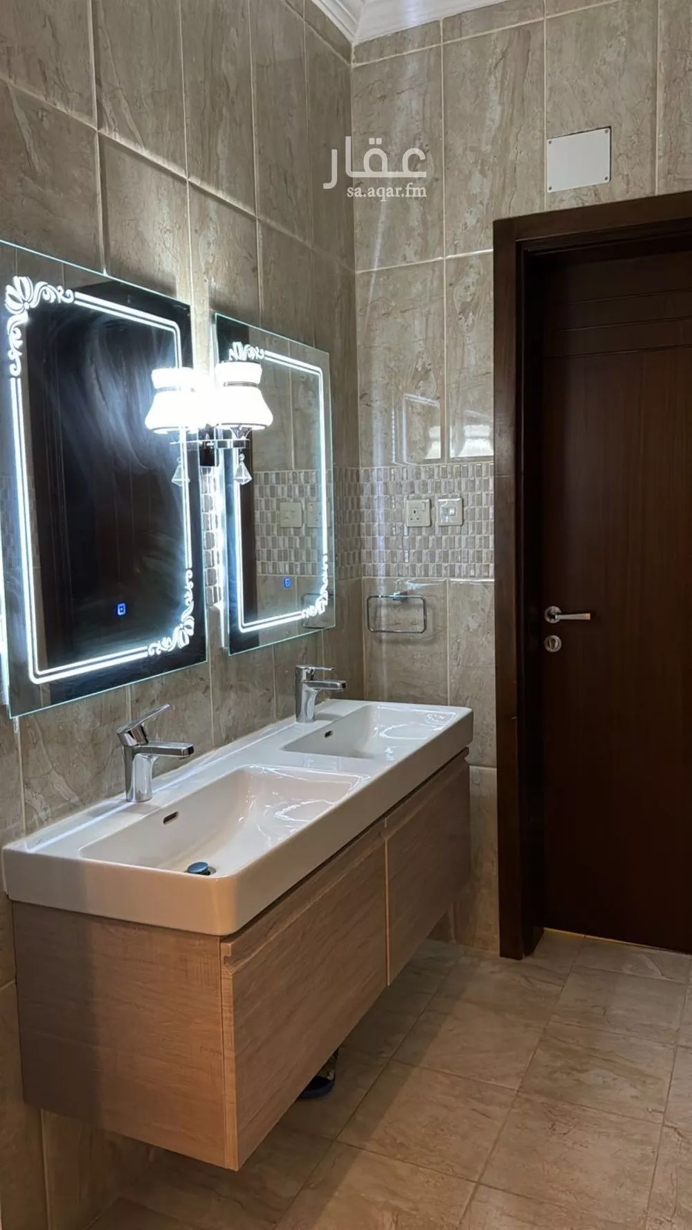 600 sqm building in Al Mab'outh 4