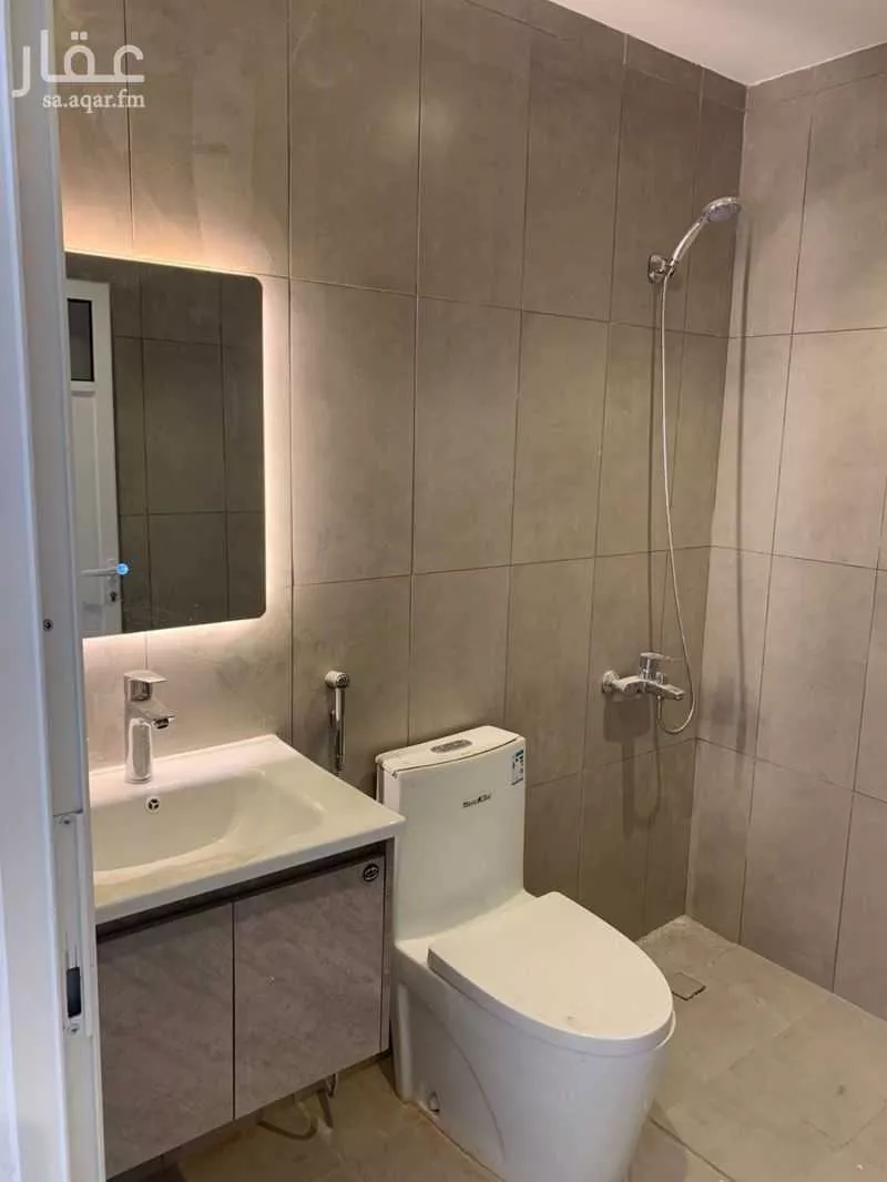 عمارة 130 م² في الخبر الشمالية 4