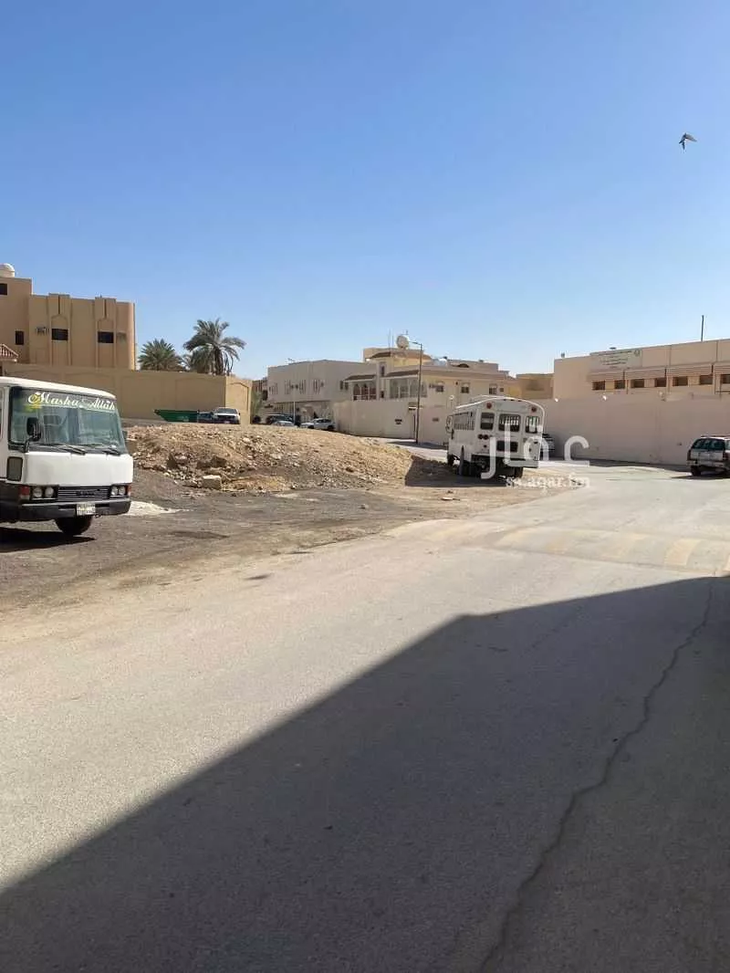 أرض 820 م² في جرير 4
