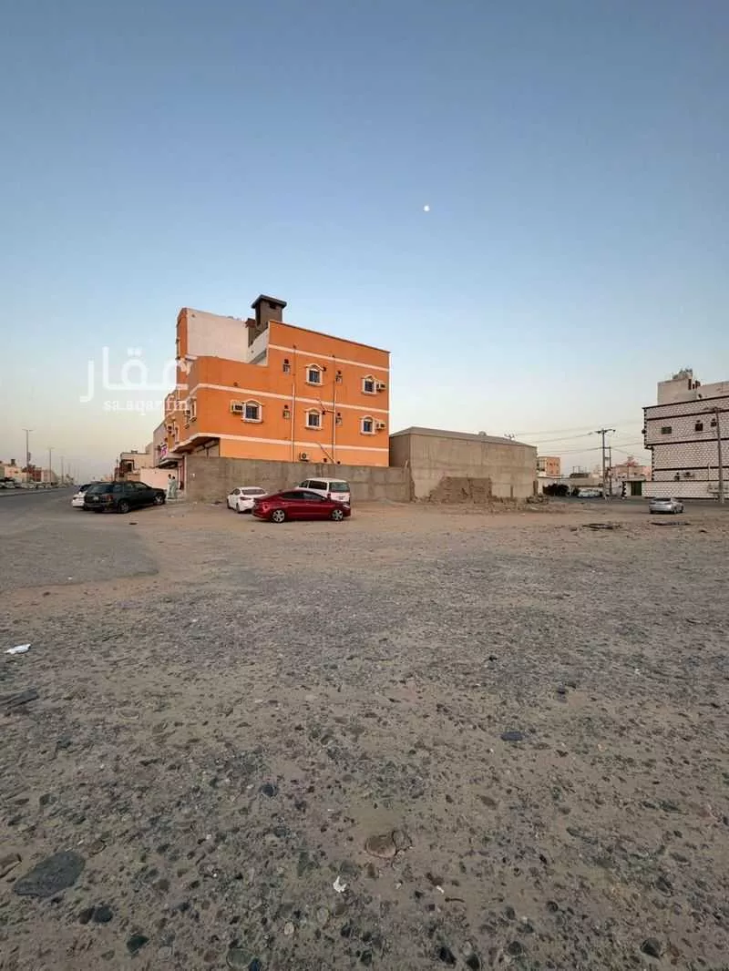 أرض 387 م² في الفضيلة 5