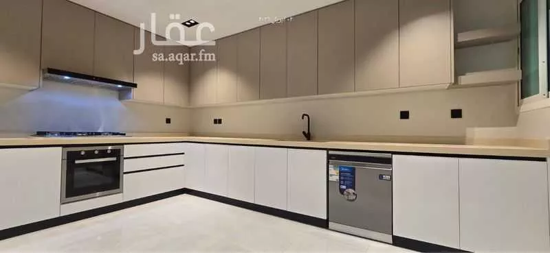 2 bedroom floor in Al Maseef 1