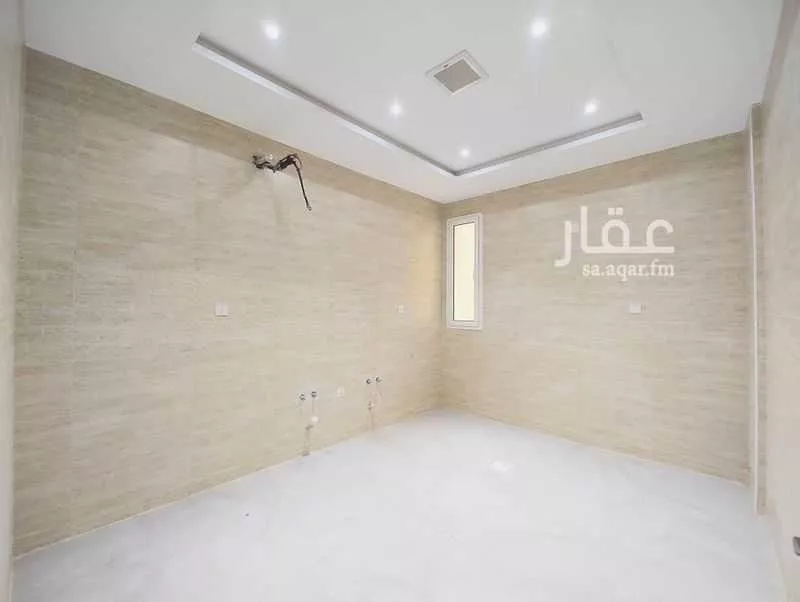 5 bedroom apartment in Muraykh 2