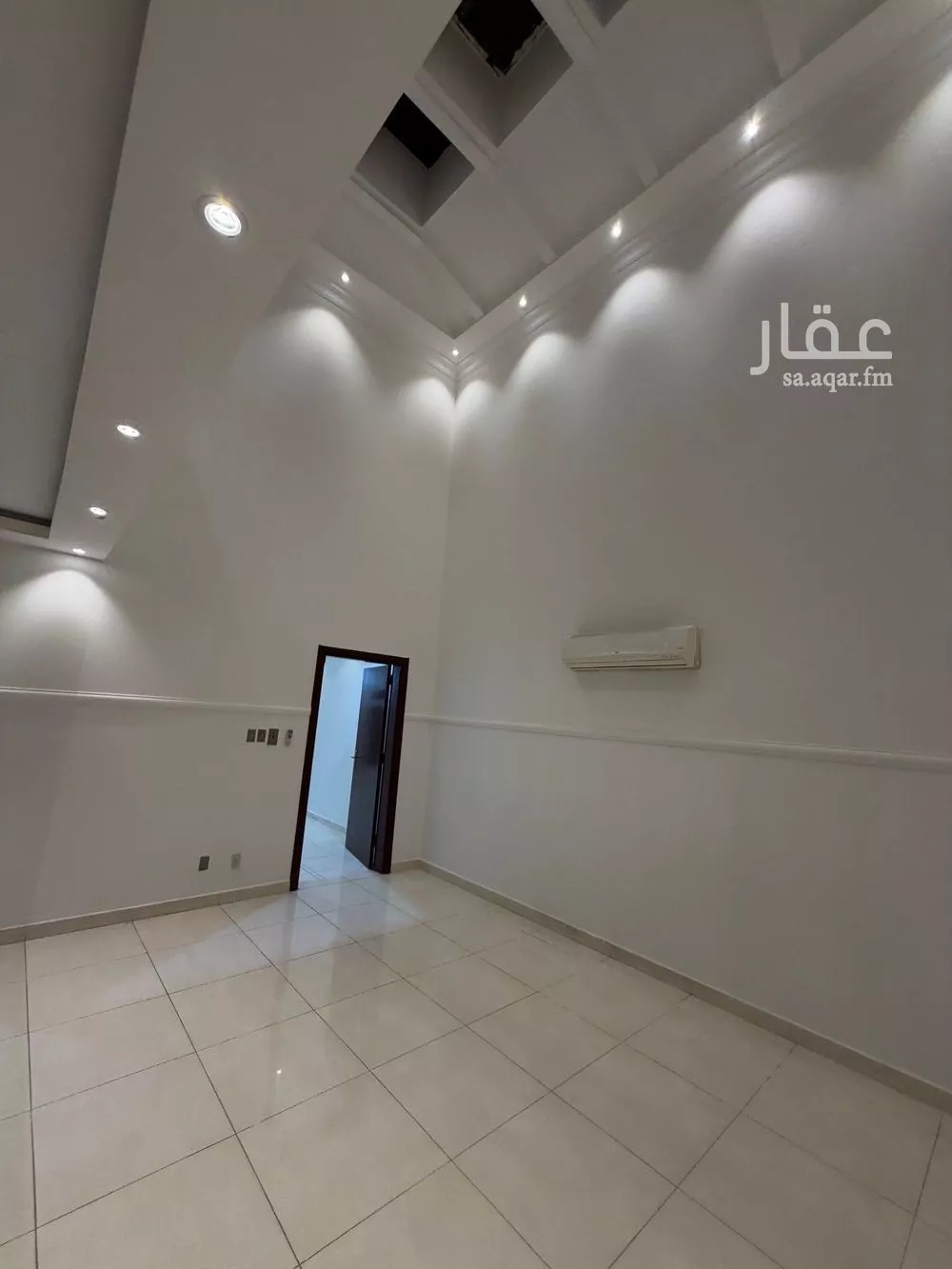 4 bedroom villa in Al Izdihar, Riyadh 19