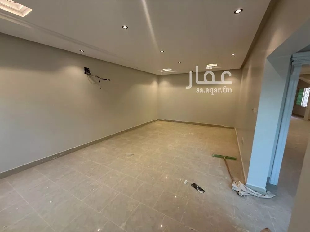 6 bedroom villa in King Abdul Aziz, Riyadh 12