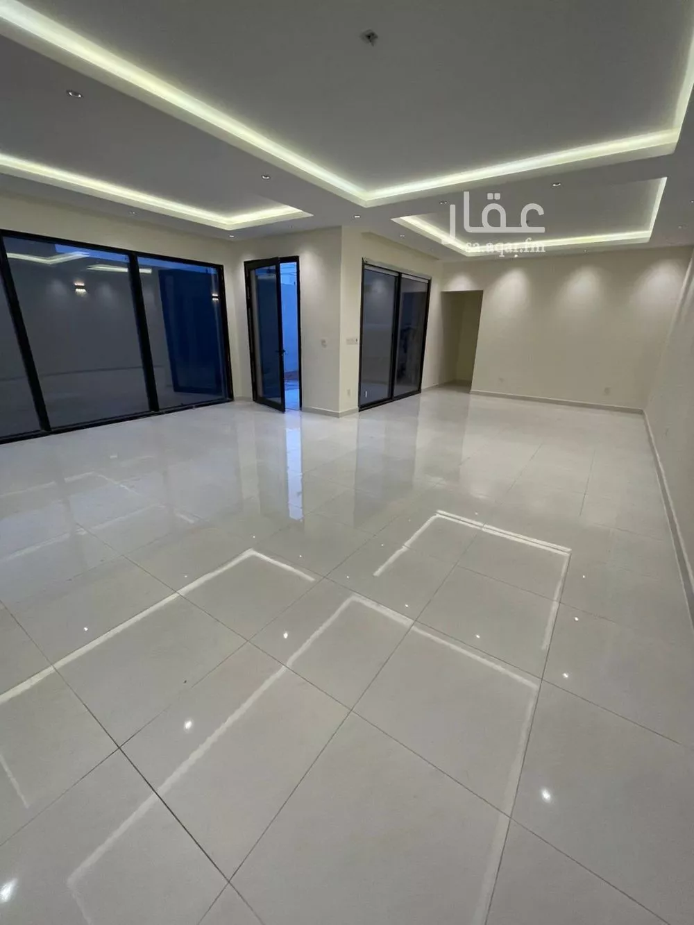 4 bedroom villa in Al Janadriyah, Riyadh 5