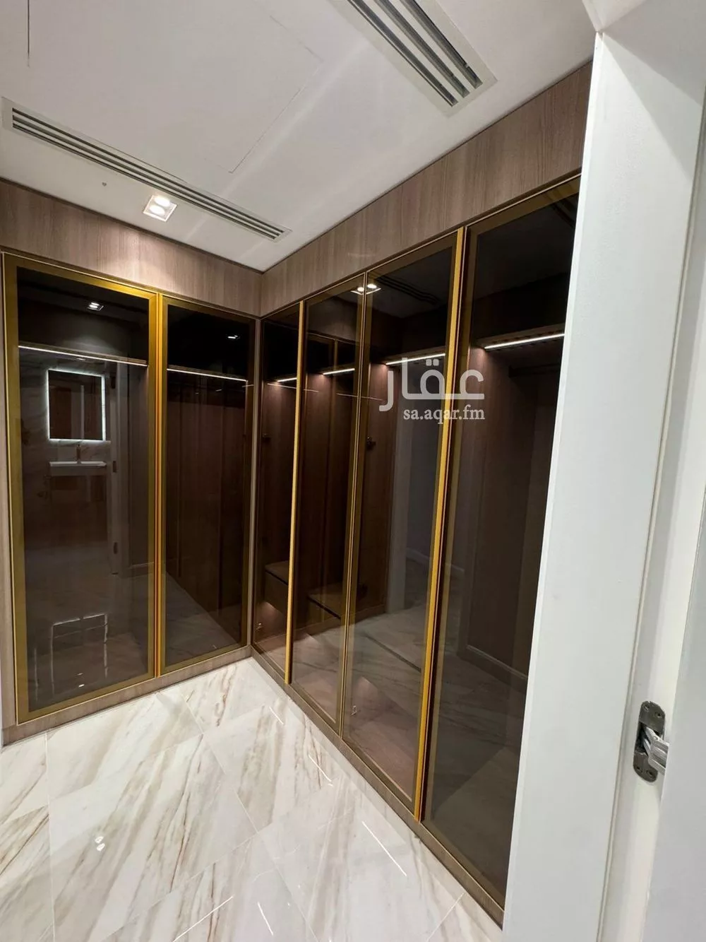 4 bedroom villa in Sidrah 5