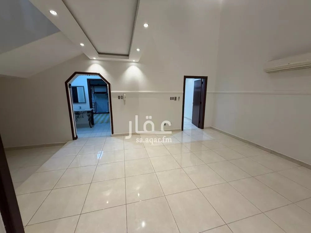 4 bedroom villa in Al Izdihar, Riyadh 17