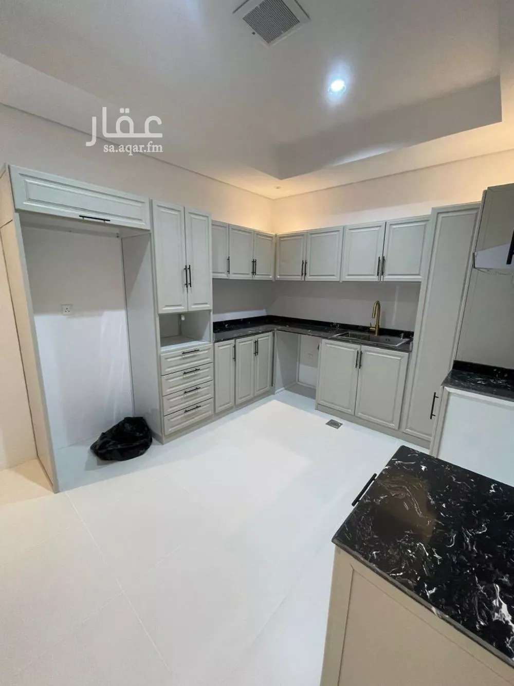 4 bedroom villa in Al Farouq, Riyadh 15